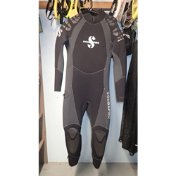 Ex-Rental 7/5mm EVERFLEX Suit - Scubapro Mens - MediumTall (Good Condition)